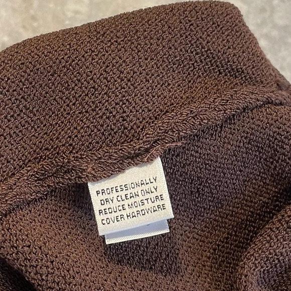 St. John Collection Santana Knit High Rise Brown Pants with gold details size 6 - Picture 10 of 12